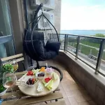 Brand New First Line Sea View 1 Bedroom アパート ブルガス