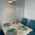Brand New First Line Sea View 1 Bedroom * ブルガス