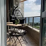 アパート Brand New First Line Sea View 1 Bedroom
