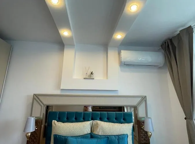 Апартамент Brand New First Line Sea View 1 Bedroom *