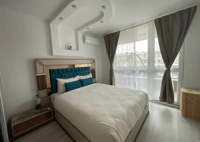 Апартамент Brand New First Line Sea View 1 Bedroom *